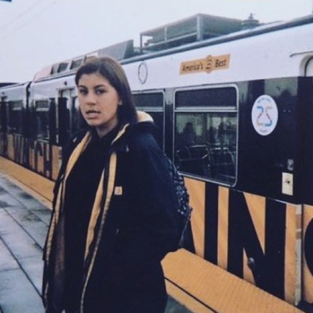 Meet your Posher, Ava